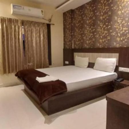 Hotel Home Town Near Golden Beach Puri Official Εξωτερικό φωτογραφία